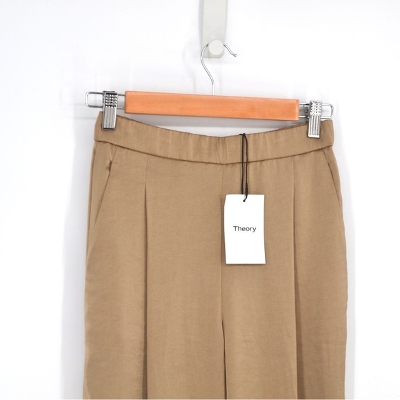 NEW Theory Pleated Carrot Trouser Pant Pull On Crushed Satin in Beige Women's 00 - Picture 3 of 9